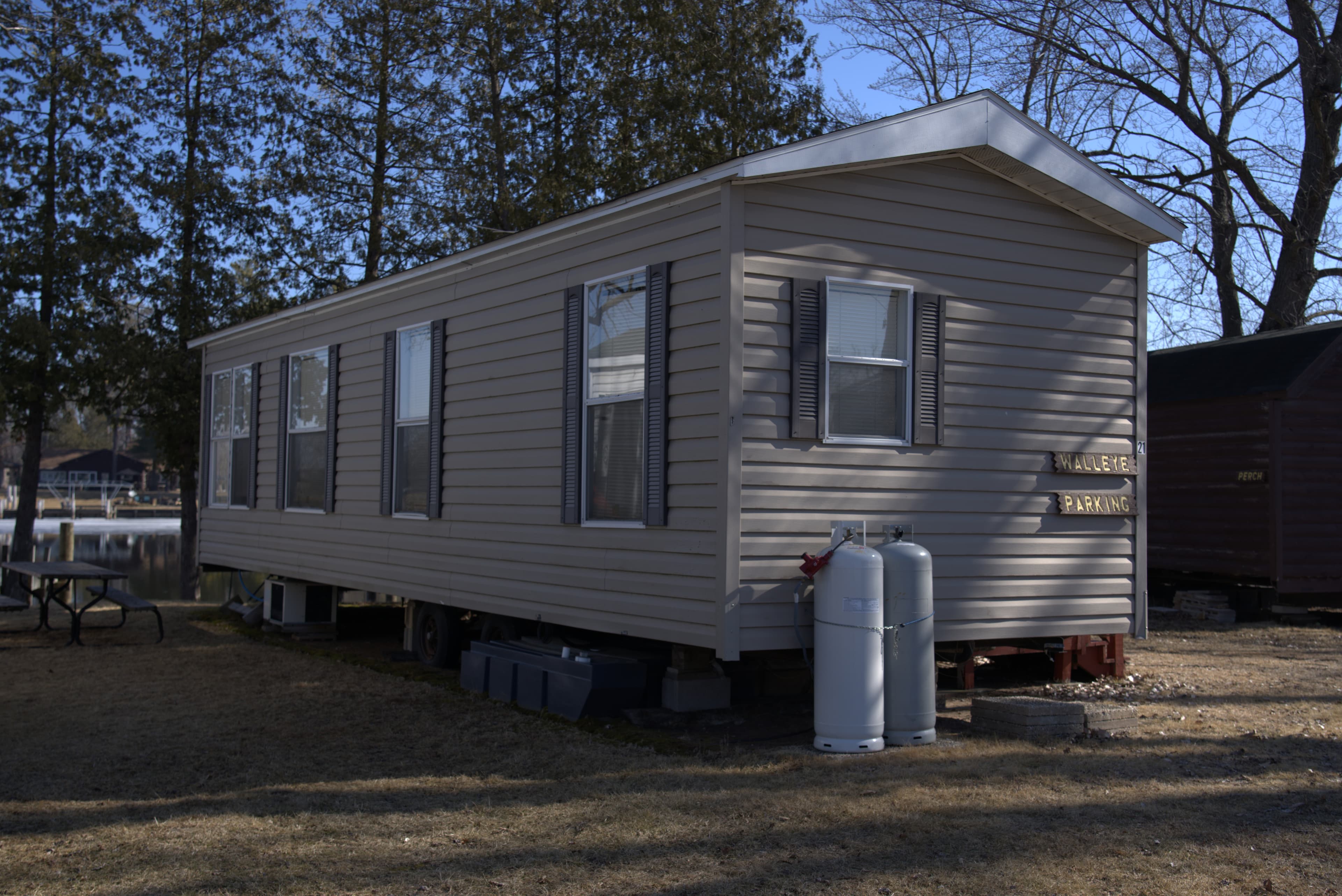Walleye cabin waterfront
