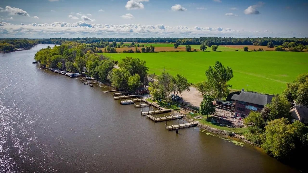 Gala Resort docks with boat on the Wolf River
